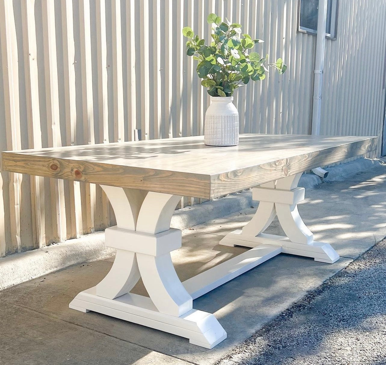 Leona Farmhouse Dining Table – Handcrafted Solid Wood with Flared Pedestal Base