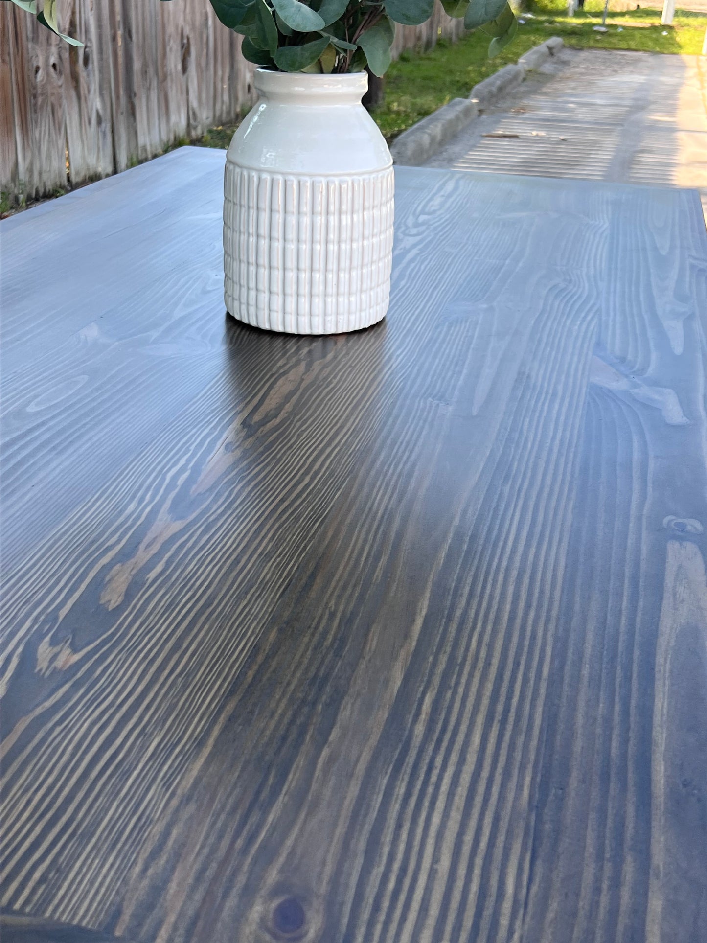 Leona Farmhouse Dining Table – Handcrafted Solid Wood with Flared Pedestal Base