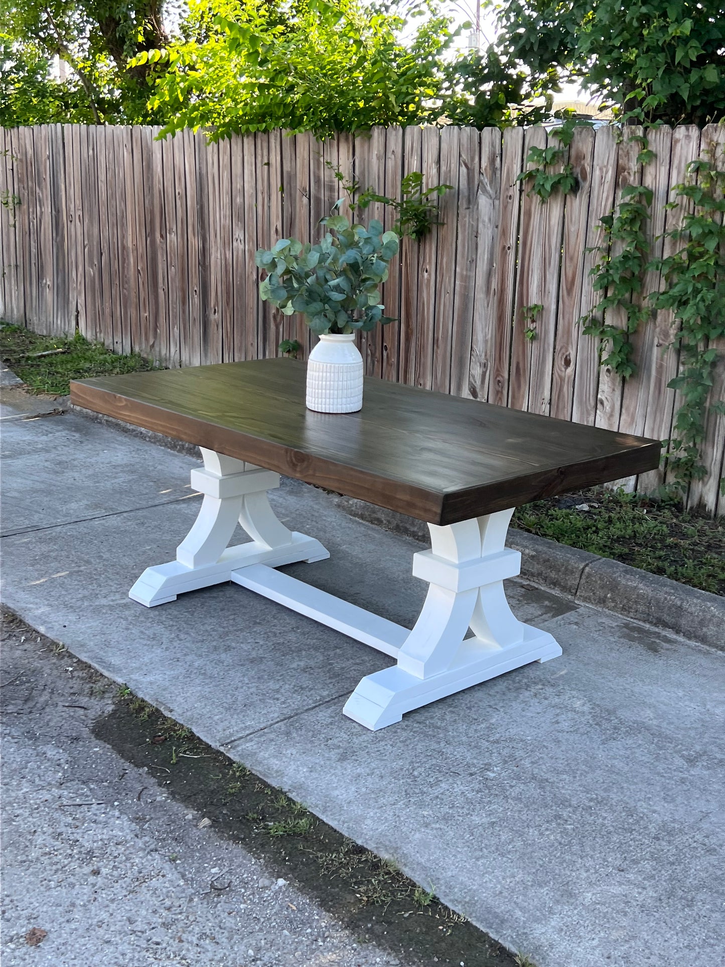 Leona Farmhouse Dining Table – Handcrafted Solid Wood with Flared Pedestal Base
