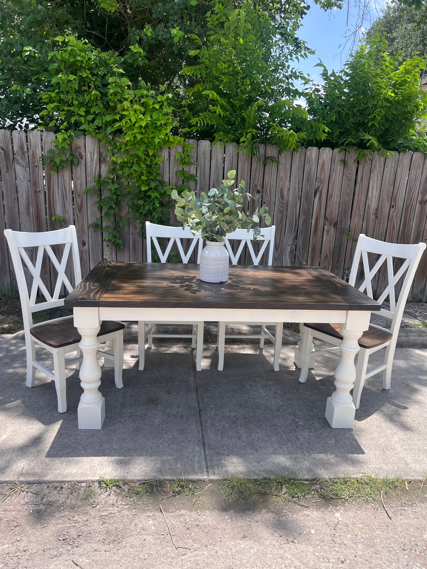 Chateau Farmhouse Dining Table – Handcrafted Solid Wood with Turned Legs